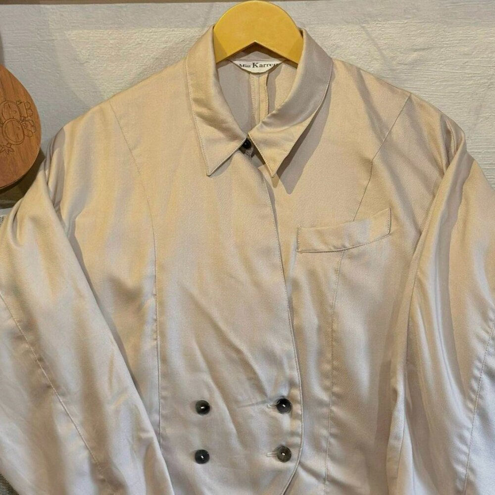 Chic Cream Double-Breasted Collared Jacket - image 2